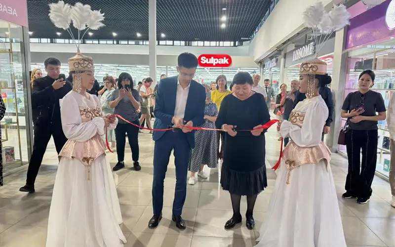 Атақтылардың жалаңаш суреттері