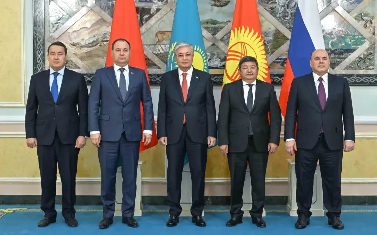 президент,