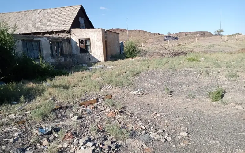 Стихийные свалки образуют в основном строительные компании – экологи Караганды