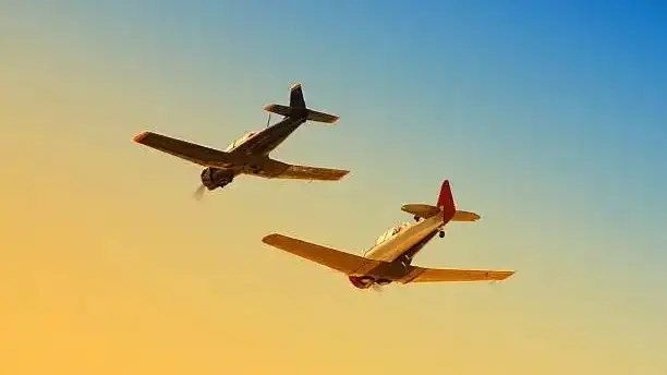 Мексикада иккита хусусий самолёт тўқнашди, қурбонлар бор