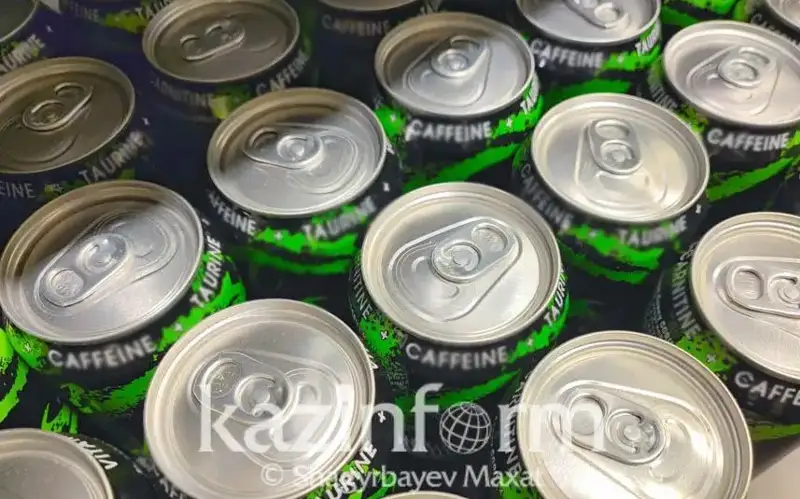 Норму об ограничении продаж энергетических напитков рассмотрит Сенат