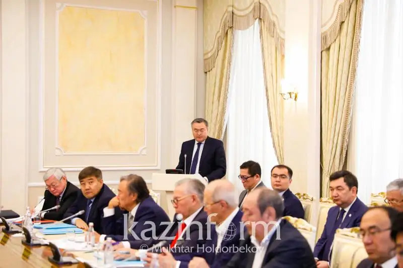 Muhtar Tileýberdi Ál-Farabı mereıtoıyna oraı shetelde qandaı sharalar ótetindigin aıtty