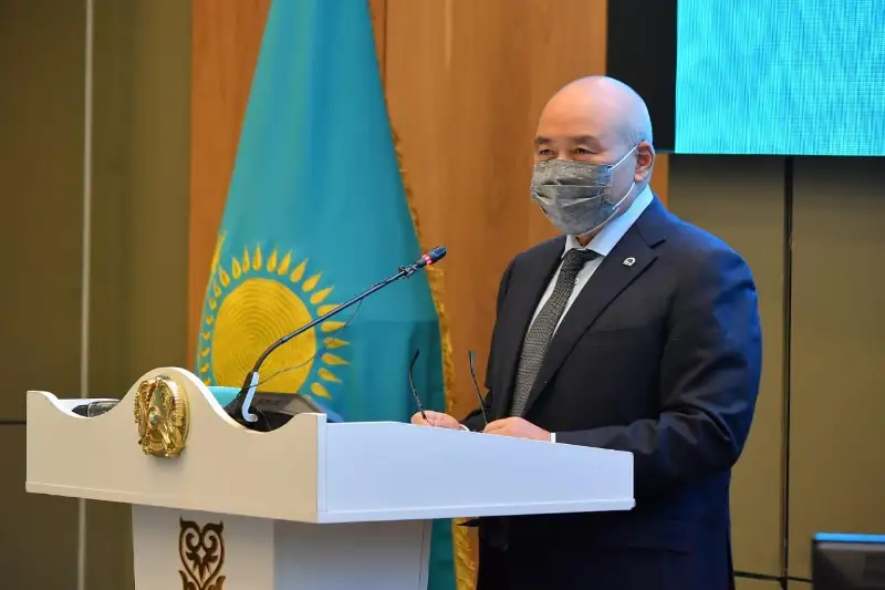 Túrkistan halyqaralyq deńgeıdegi qalaǵa aınalyp keledi - Ómirzaq Shókeev