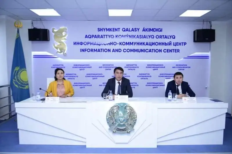 Shymkentte 52 qyzmettik kólik elektrondy aýktsıon arqyly satylǵan