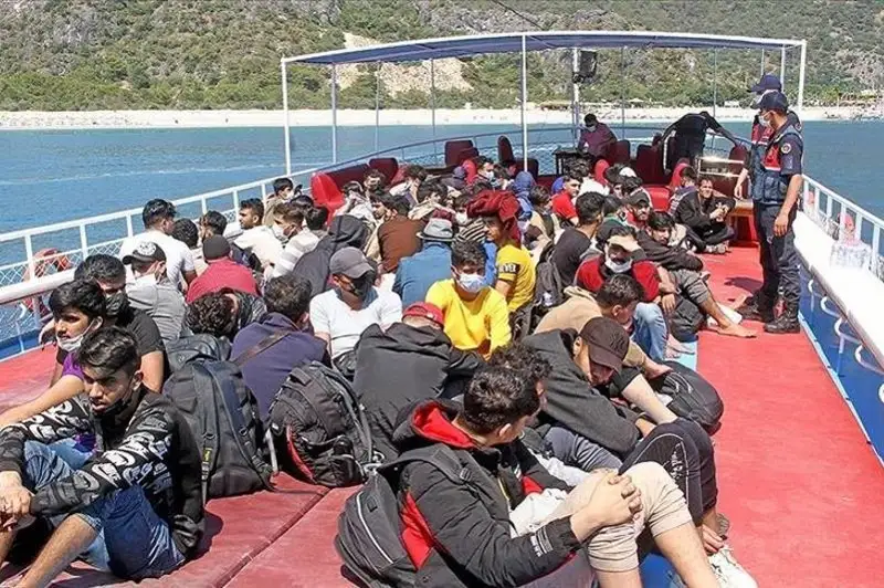 Túrkııa jaǵalaýynda 254 zańsyz mıgrant ustaldy