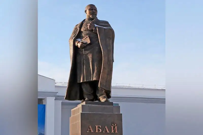 Qaraǵandyda Abaı eskertkishi ashyldy