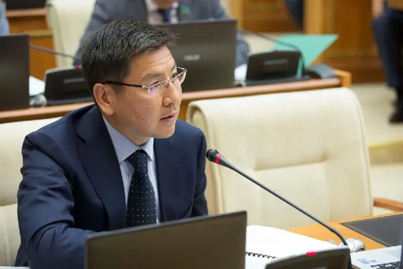 Mınıstr «Báıterek» kesheniniń ekologııalyq qaýipsizdigi týraly túsindirdi