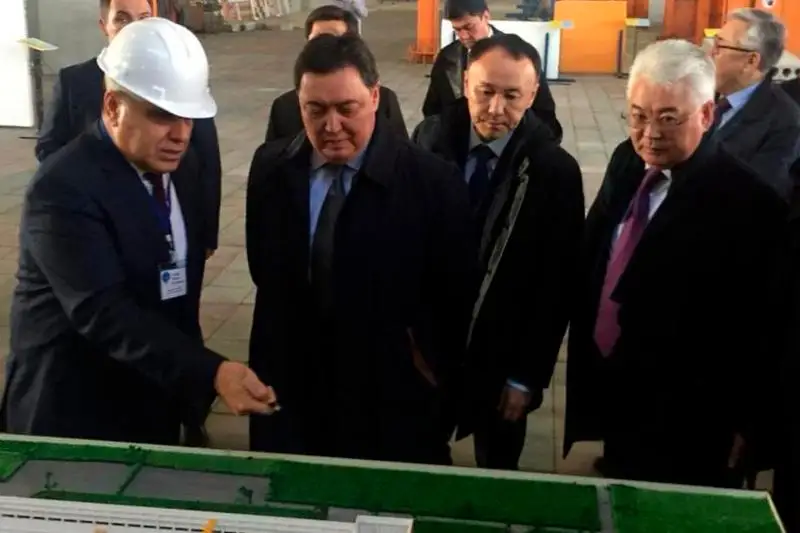 Úkimet basshysy Qostanaıdaǵy úı qurylysy kombınatyna bardy