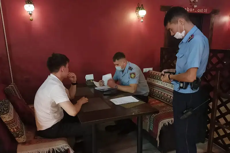 Elordada úsh kún ishinde 45 mekemede karantın talaptary buzyldy