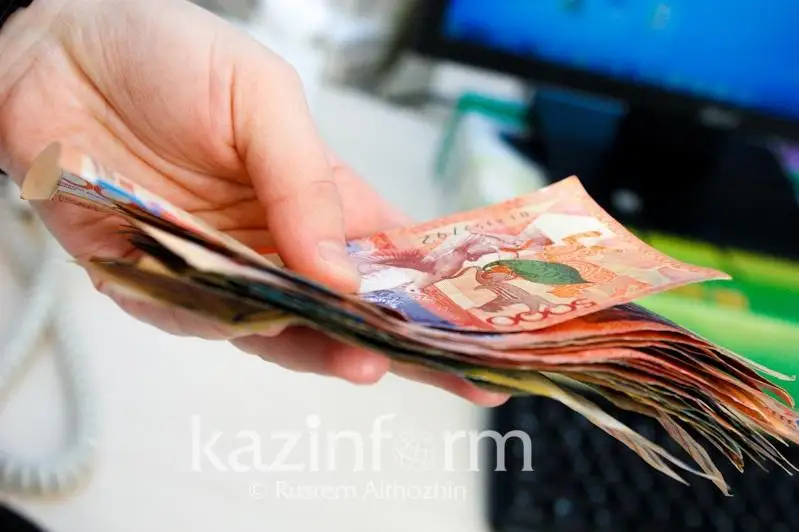 Almatyda AÁK-ti zańsyz alǵandar 3,4 mln teńgeni memleketke qaıtardy