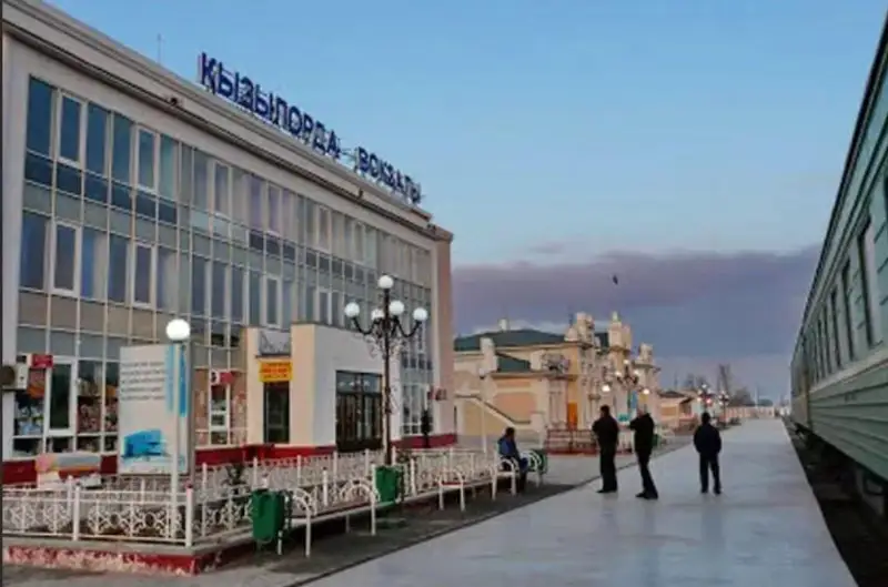 Qyzylordada temirjol vokzaly qyzmetkerleriniń 83% koronavırýs vaktsınasyn saldyrdy