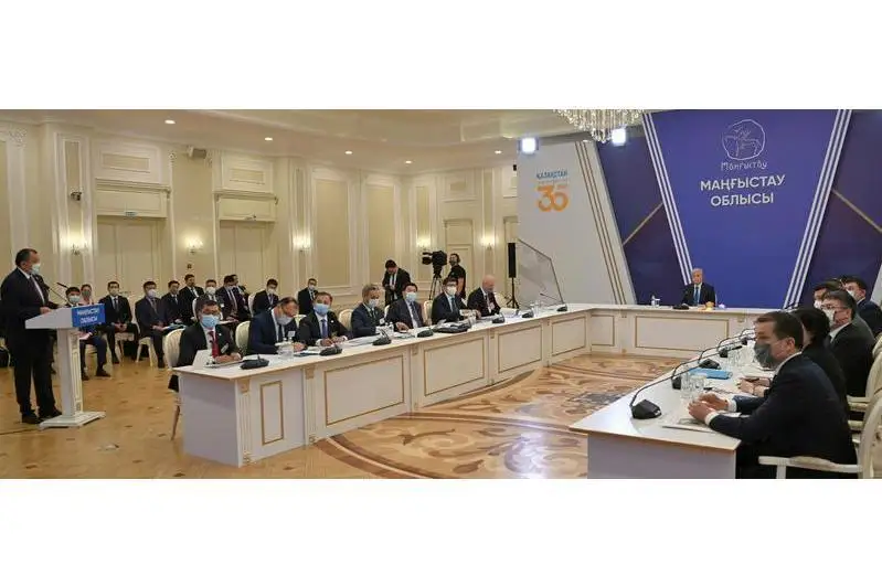 Қасым-Жомарт Тоқаев: Шенеуніктердің біліксіздігінен «Каспий» су тұшыту зауытының қуатын арттыру созылып кетті