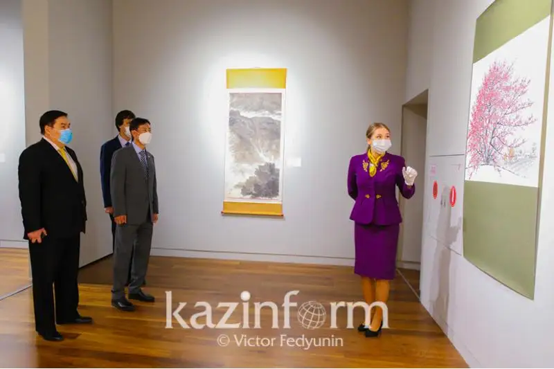 Elordada sııamen salynǵan Koreıa keskindeme óneriniń kórmesi ashyldy