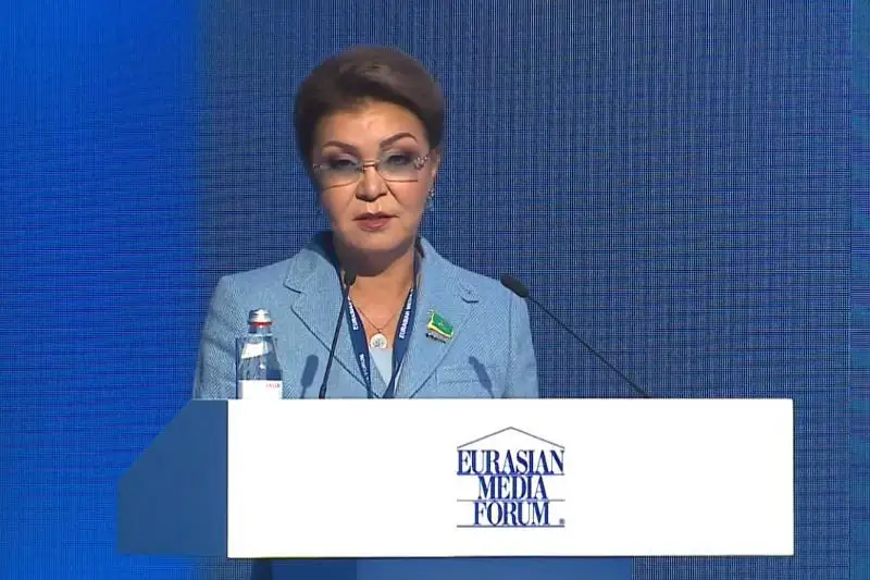Álem dıalogtyń jańa formattaryn izdeı bastady – Darıǵa Nazarbaeva
