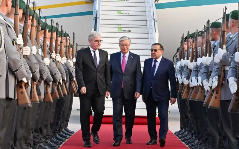 президент,