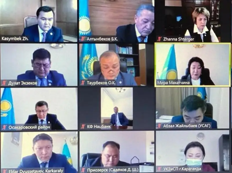 Qaraǵandy oblysynyń ákimi máslıhat depýtattaryna esep berdi