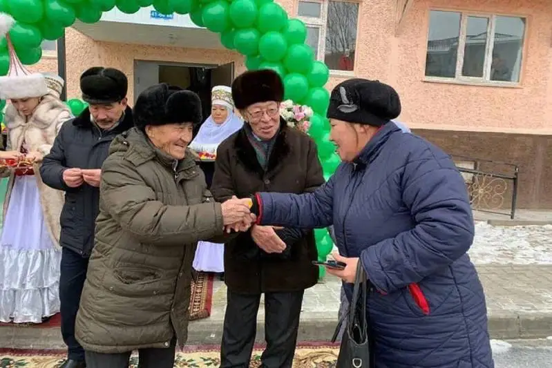 Jańatasta 120 páterli kópqabatty turǵyn úı paıdalanýǵa berildi