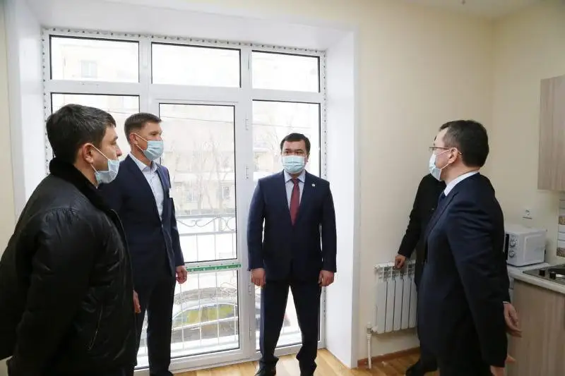 Квартиры получили молодые врачи Караганды