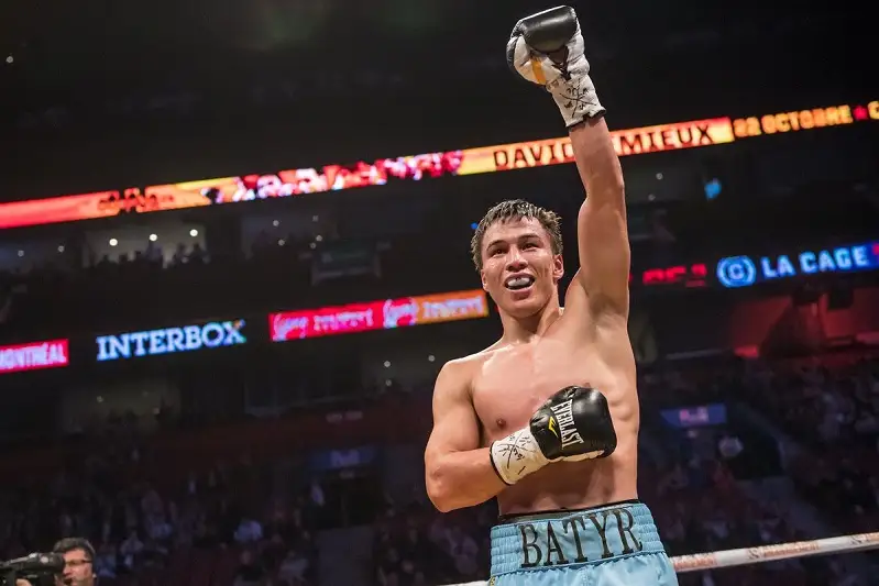 Batyr Júkembaev IBF reıtınginiń TOP-15 qataryna ilindi
