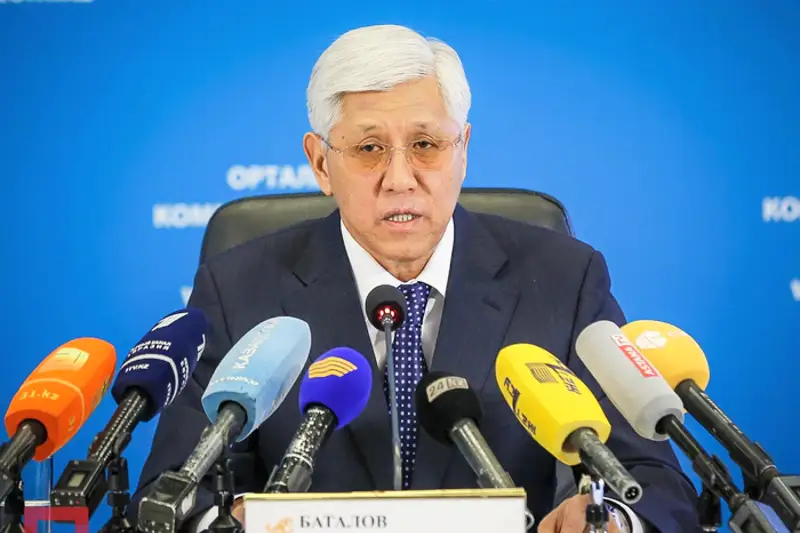 Amandyq Batalov AES qurylysy jaıly: Bári sóz kúıinde qaldy