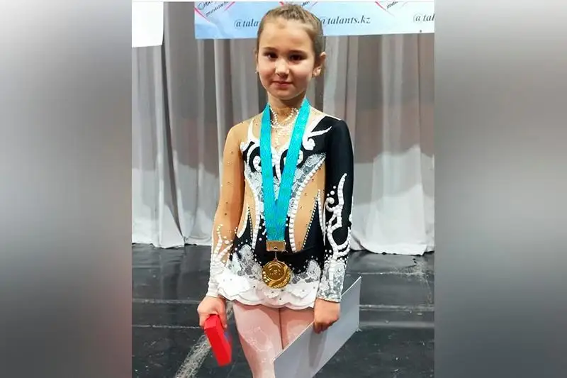 Aqmolada tsırk stýdııasynyń tárbıelenýshisi respýblıkalyq baıqaýda gran-prı jeńip aldy