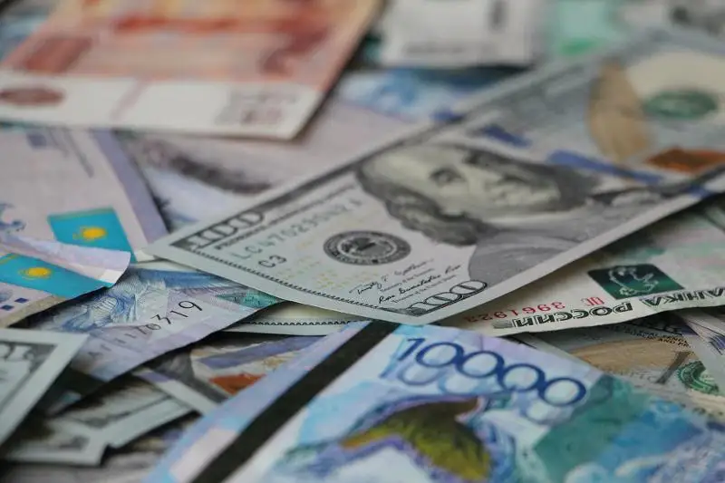 Ulttyq bank shetel valıýtasymen operatsııalardy shektemeıdi - Álııa Moldabekova