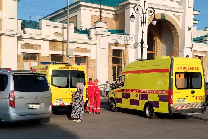 Arys stansasynda myńnan astam jolaýshyǵa kómek kórsetildi