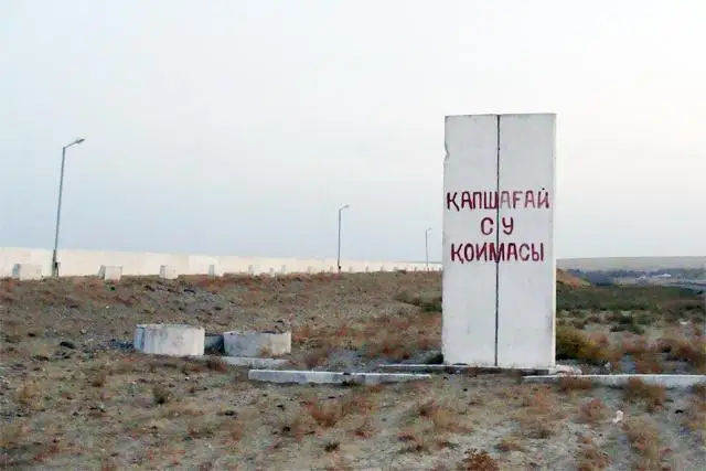 Báıdibek halqy Qapshaǵaı sý qoımasynyń jaǵdaıyna alańdaýly