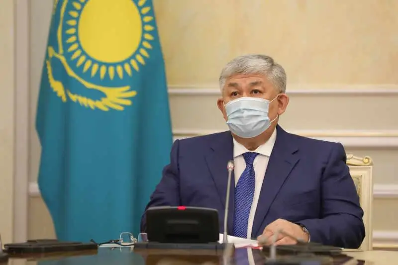Qyrymbek Kósherbaev Memlekettik nagradalar jónindegi komıssııa otyrysyn ótkizdi