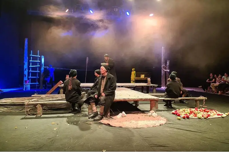 Atyraý teatry halyqaralyq festıvaldiń bas júldesine ıe boldy