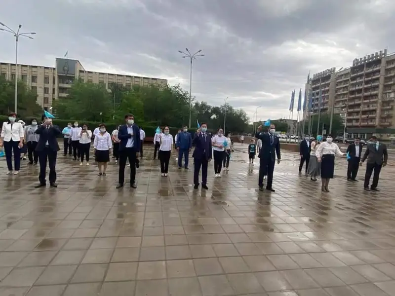 Qaraǵandy oblysynda memlekettik rámizder kúni qalaı atap ótildi