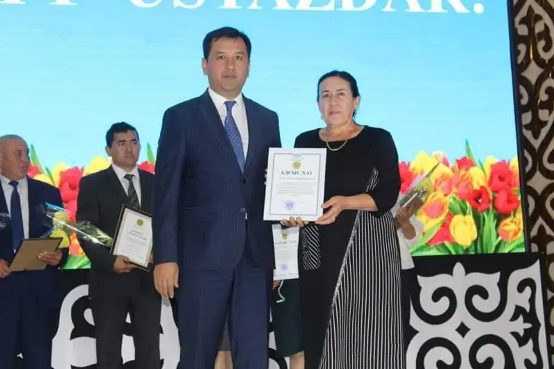 Tólebı aýdanynda ulaǵatty ustazdarǵa arnalǵan saltanatty shara ótti