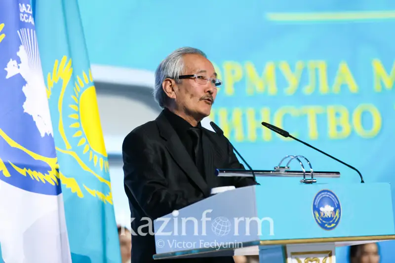 Қазақстанда әдеби агент жүйесін құру керек - Смағұл Елубай