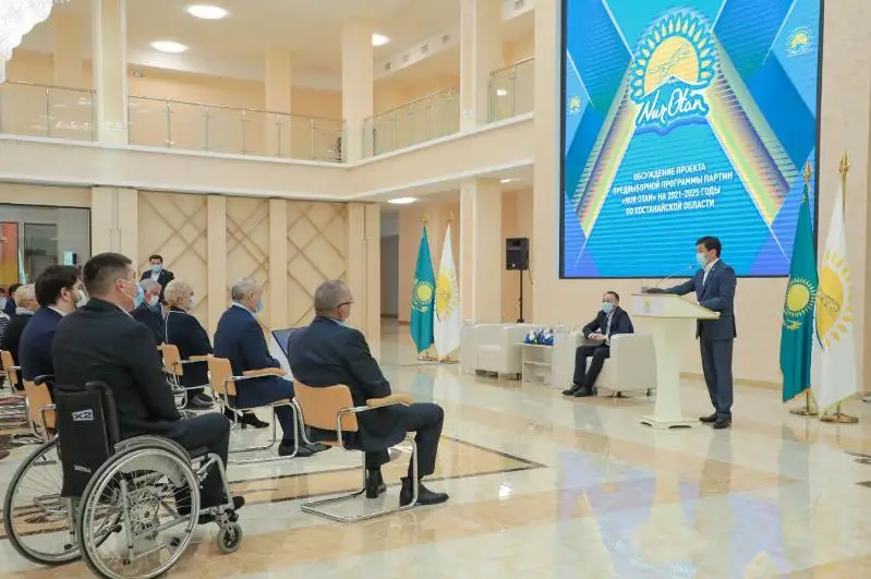 Baýyrjan Baıbek Qostanaı oblysyndaǵy qoǵam belsendilerimen kezdesti