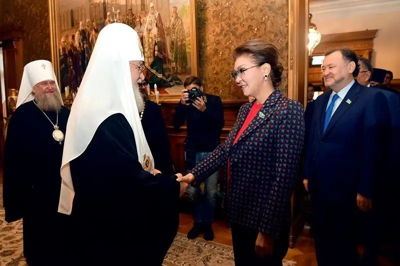 Darıǵa Nazarbaeva Máskeý jáne búkil Reseı Patrıarhy Kırıllmen kezdesti