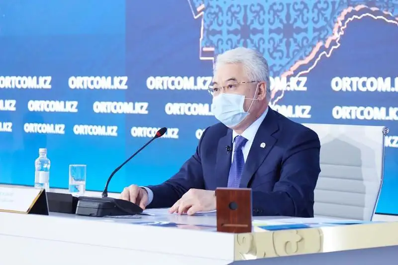 Qalalyq avtobýstardyń 46 paıyzy tozǵan - mınıstr