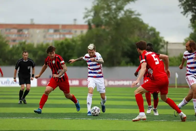 Fýtbol: «Aqjaıyq» syrt alańda «Qyzyljardan» basym tústi