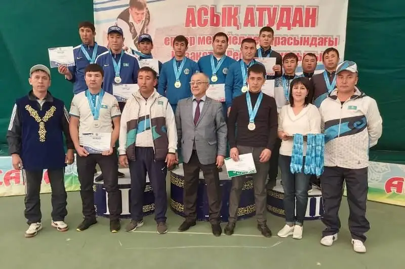 Qazaqstan chempıonatynda elordalyq asyqshylar úzdik atandy