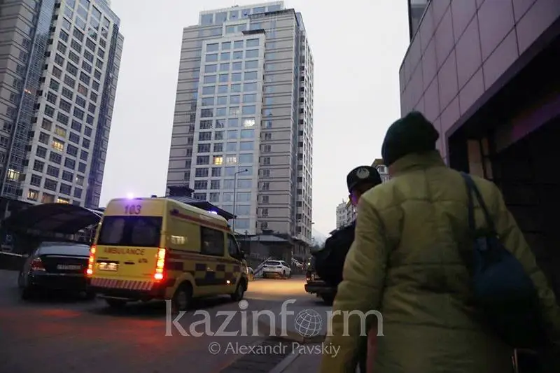 Алматыдағы атыс: Полиция атқышпен келіссөз жүргізіп жатыр