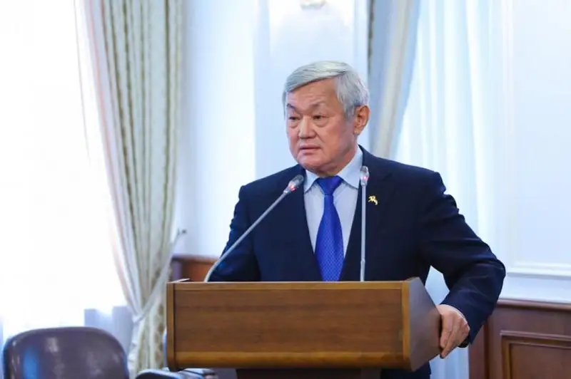 Saparbaev memlekettik baǵdarlamany oryndaýǵa selqos qaraǵan óńirlerdi atady