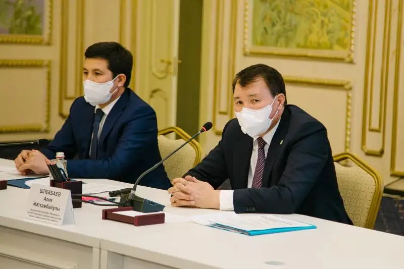 Shpekbaev Pavlodar oblysynyń jurtshylyǵymen kezdesti