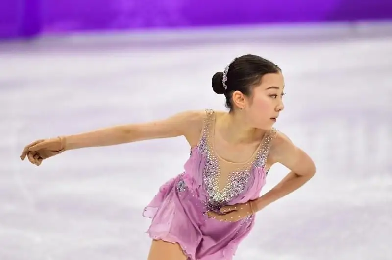 Elızabet Tursynbaeva uzaq úzilisten keıin jattyǵýǵa qaıta kiristi