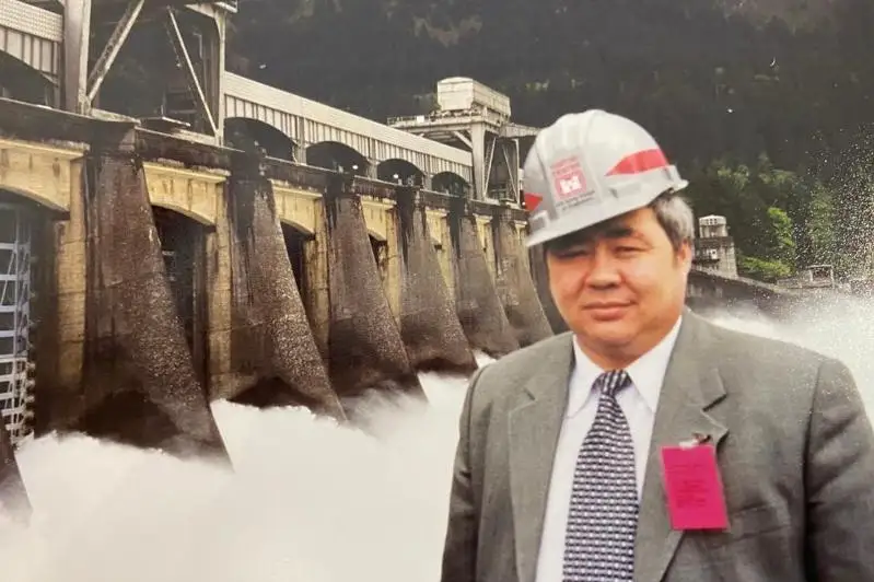 Nesipqul Bertisbaev:TMD-da Qazaqstan alǵashqy bolyp Elektr energetıkasy týraly zań qabyldady