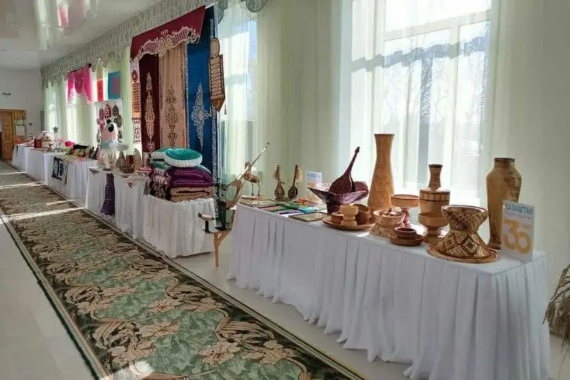 Aqmola oblysynda Qazaqstan halqynyń birligi kúni 1 myńnan astam shara ótti