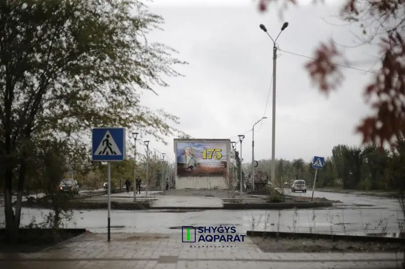 Semeıde «Abaı joly» jaıaý júrginshiler kóshesiniń qurylysy aıaqtaldy