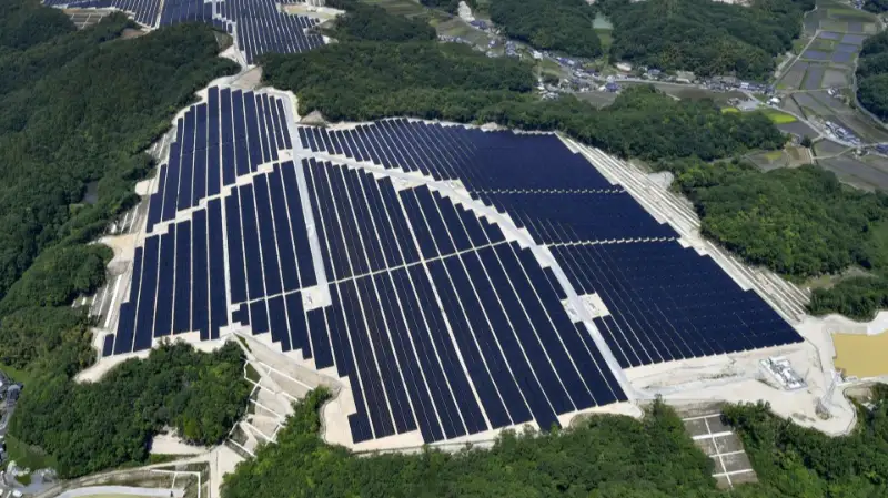 Japonııada 2030 jyly kún energııasy atom qýatyna qaraǵanda arzan bolady