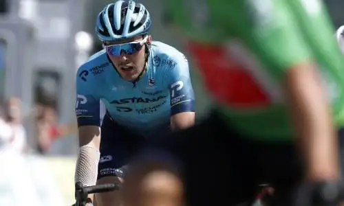 Aranbýrý «Vuelta de España» ekinshi kezeńinde alǵashqy bestikke ilikti