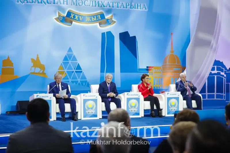 Nazarbaeva: Máslıhattar memlekettik baǵdarlamalardy ázirleýge belsendi qatysýy tıis