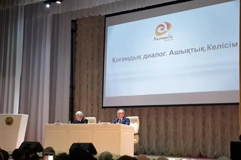 Berdibek Saparbaev elimizdegi úzdik 1 myń oqýshyǵa arnalǵan joba týraly aıtty