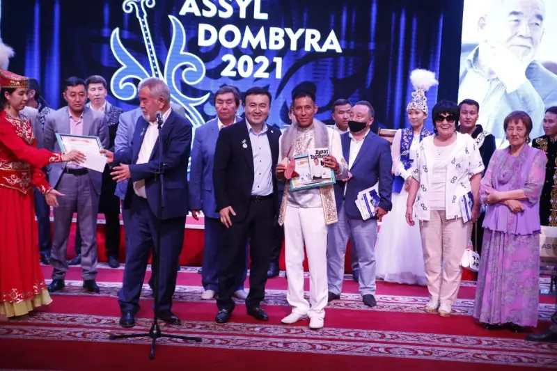 Oralda Assyl Dombyra respýblıkalyq aıtysynyń irikteý kezeńi márege jetti